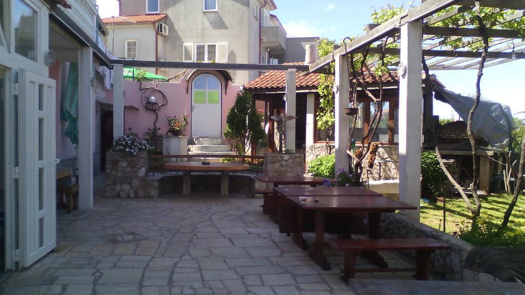 Apartments Nives Mali Lošinj Kültér fotó